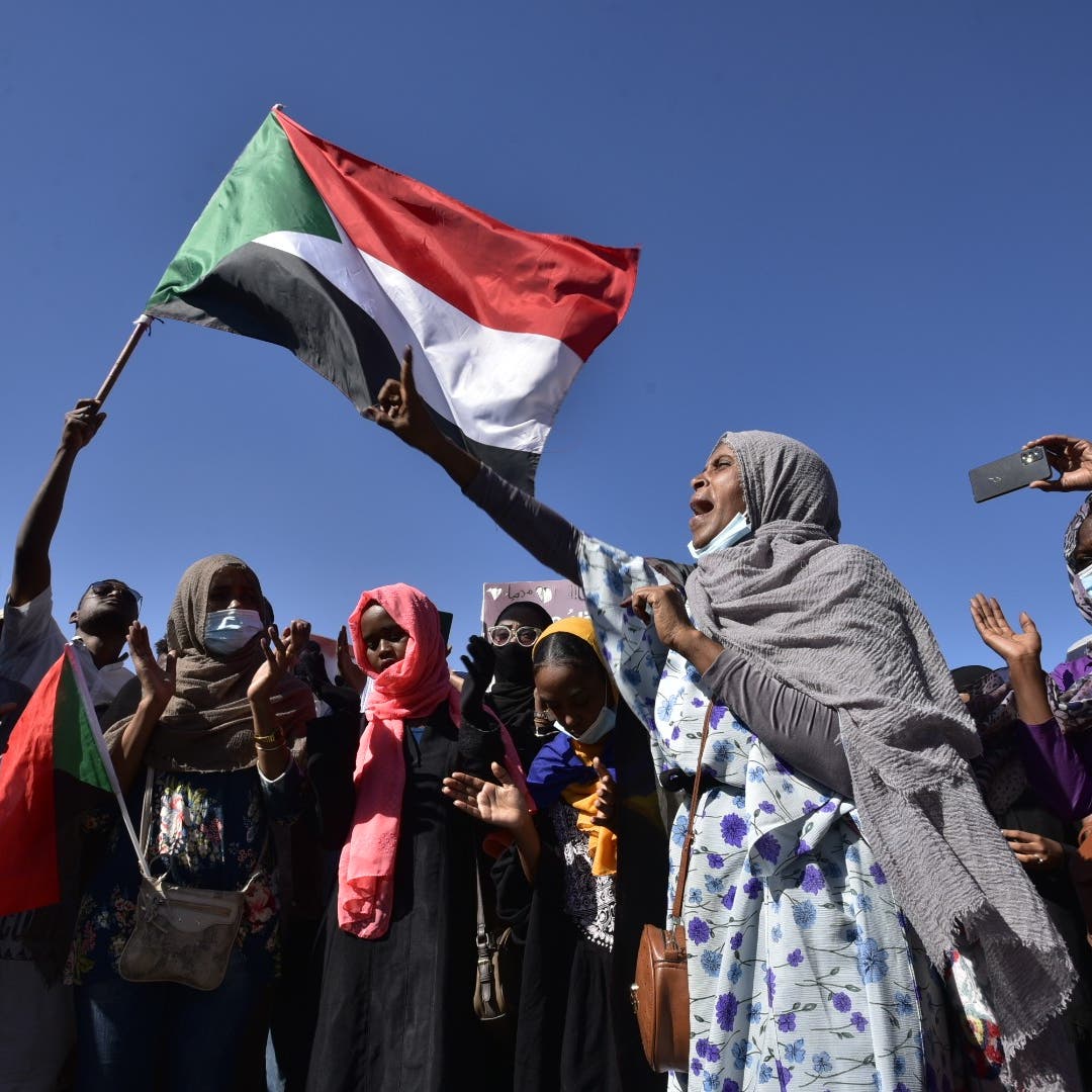 "جولة تصعيد".. تظاهرات بالسودان رفضاً لاتفاق حمدوك البرهان
