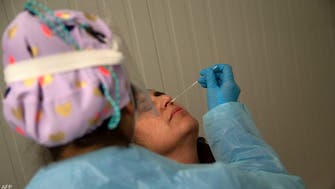 تقرير خطير لنيويورك تايمز يكشف مفاجآت جديدة حول أوميكرون واللقاحات