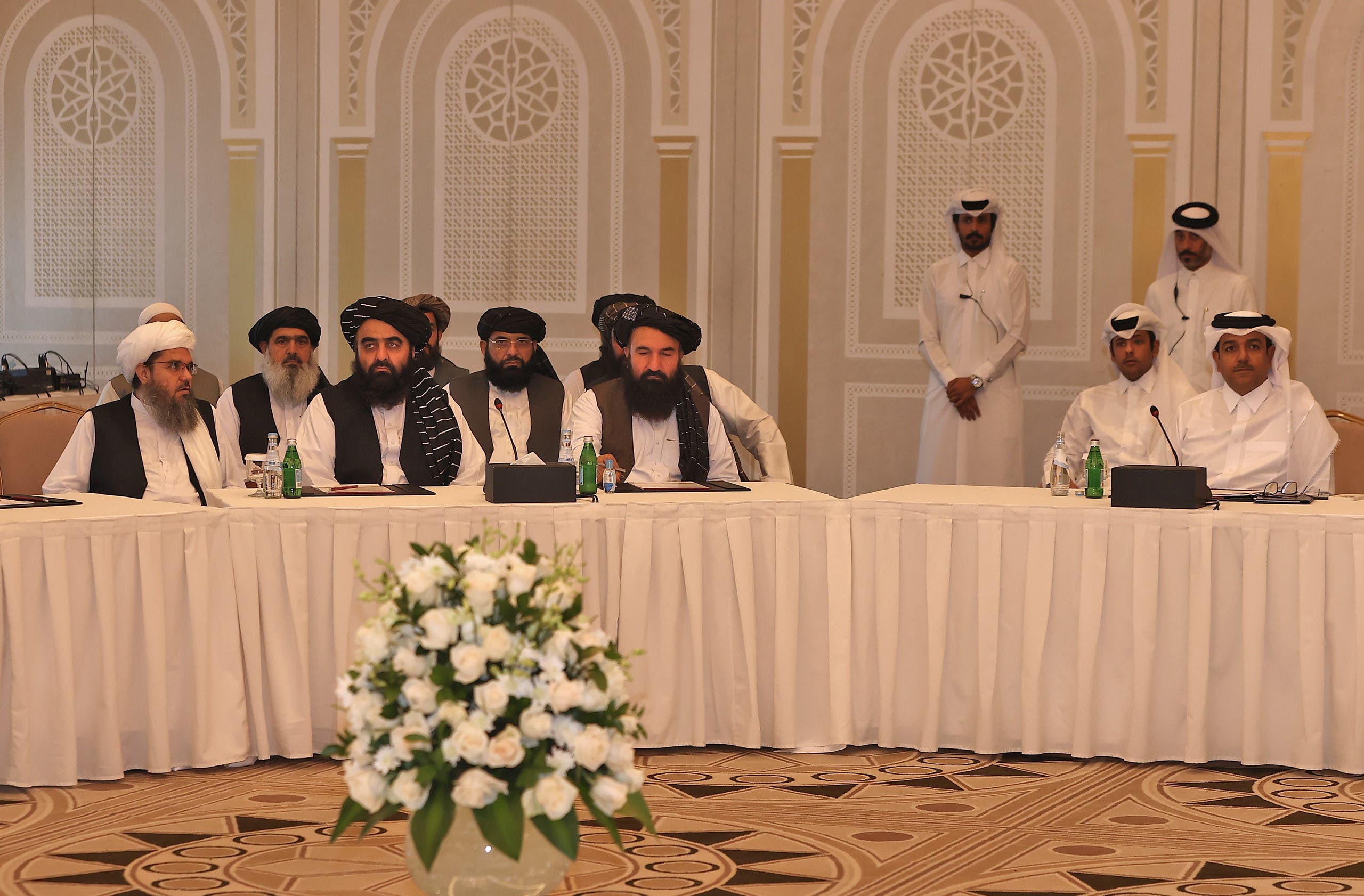 ممثلو طالبان في الدوحة قبل محادثات مع مسؤولين غريبيين في أكتوبر الماضي
