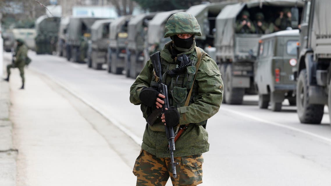 قوات روسية قرب حدود أوكرانيا (أرشيفية - رويترز)