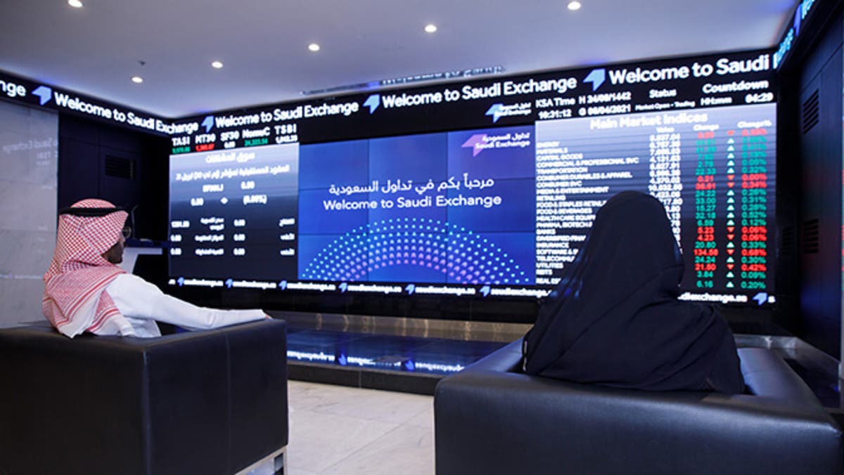 سوق السعودية تواصل مكاسبها وتخالف اتجاه بورصات الخليج