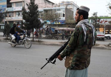 عنصر من طالبان في كابل (أرشيفية من رويترز)