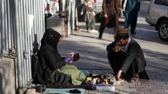 از معلمی تا بوت پاکی؛ فروپاشی اقتصاد افغانستان و انجام کارهای سخت توسط مردم