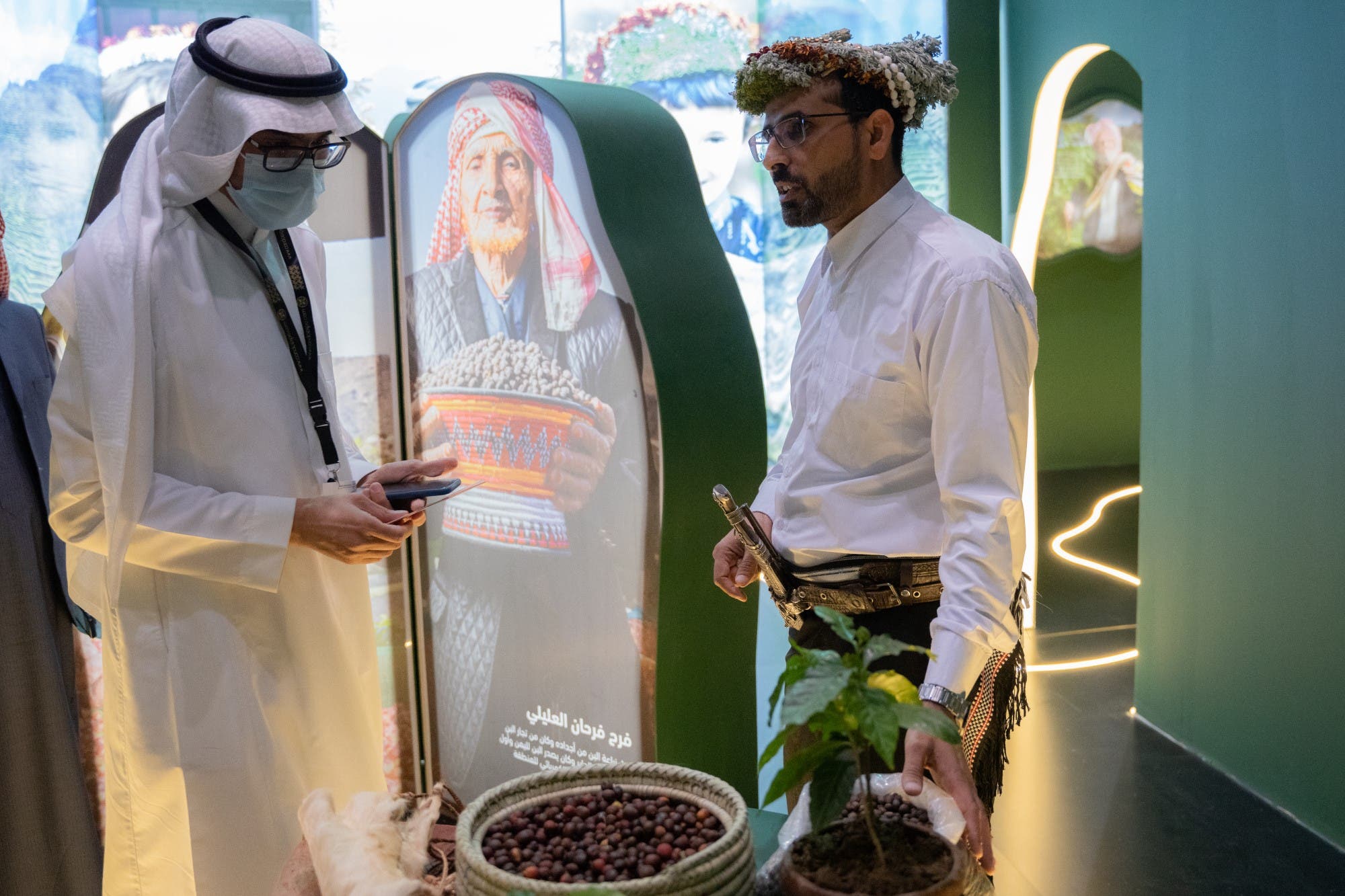 Saudi displays the southern coffee product at the coffee fair