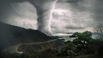 الإعصار "موكا" يجتاح سواحل بورما وبنغلادش