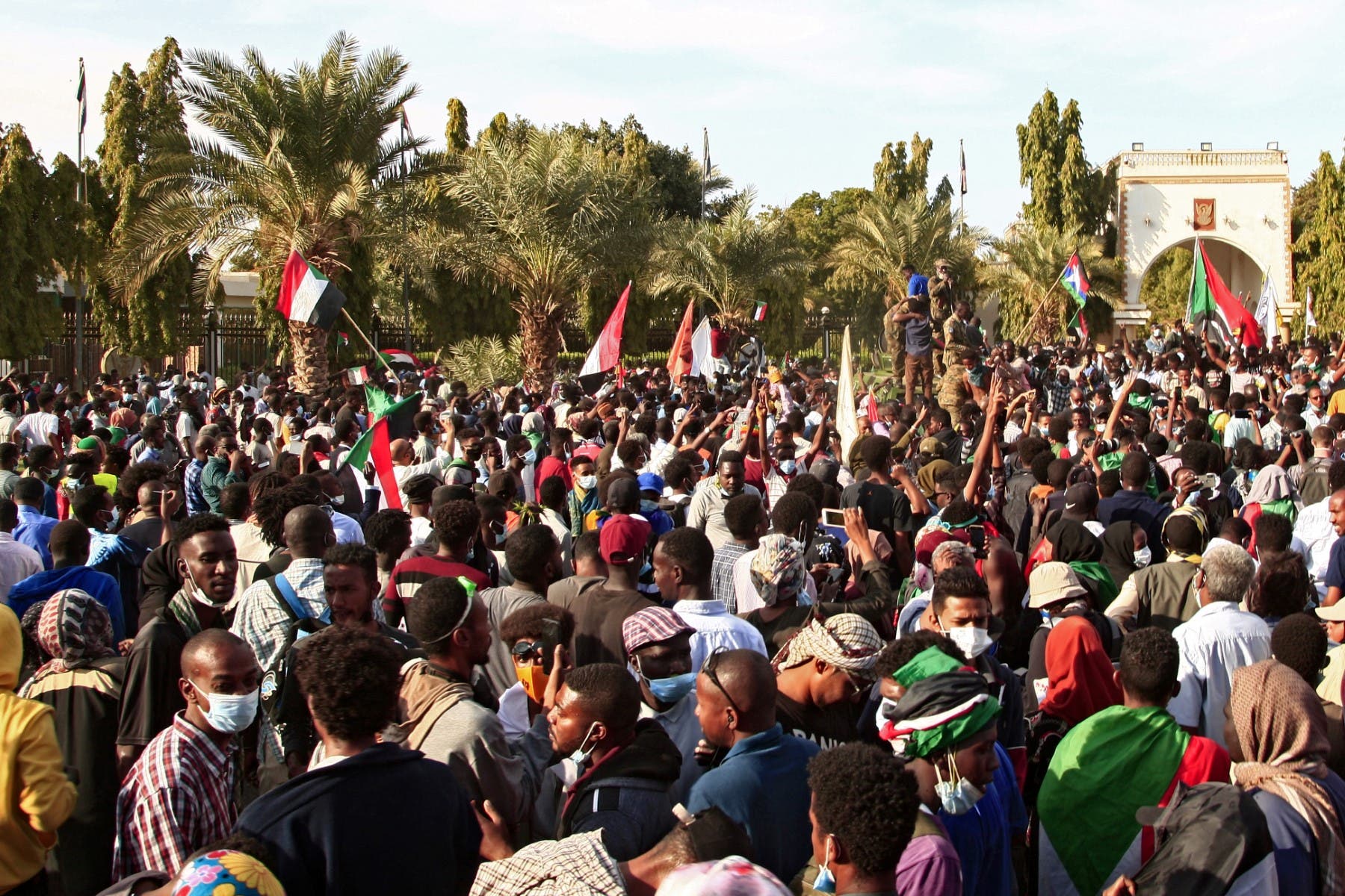 من مظاهرات السودان (فرانس برس)