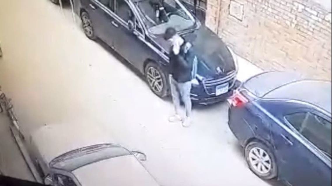 فيديو متداول لاطرف حادث سيارة تقودها فتاة في مصر