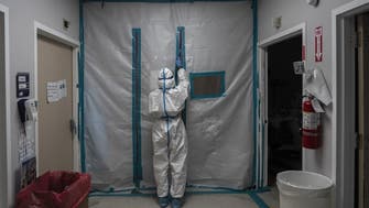 US CDC recommends shorter COVID-19 isolation, quarantine for all 
