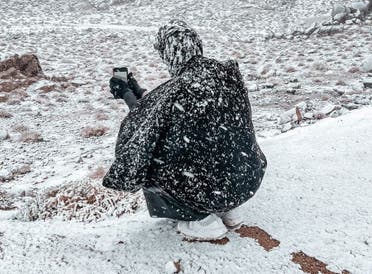 من الثلوج صباح اليوم - تصوير خالد مبارك