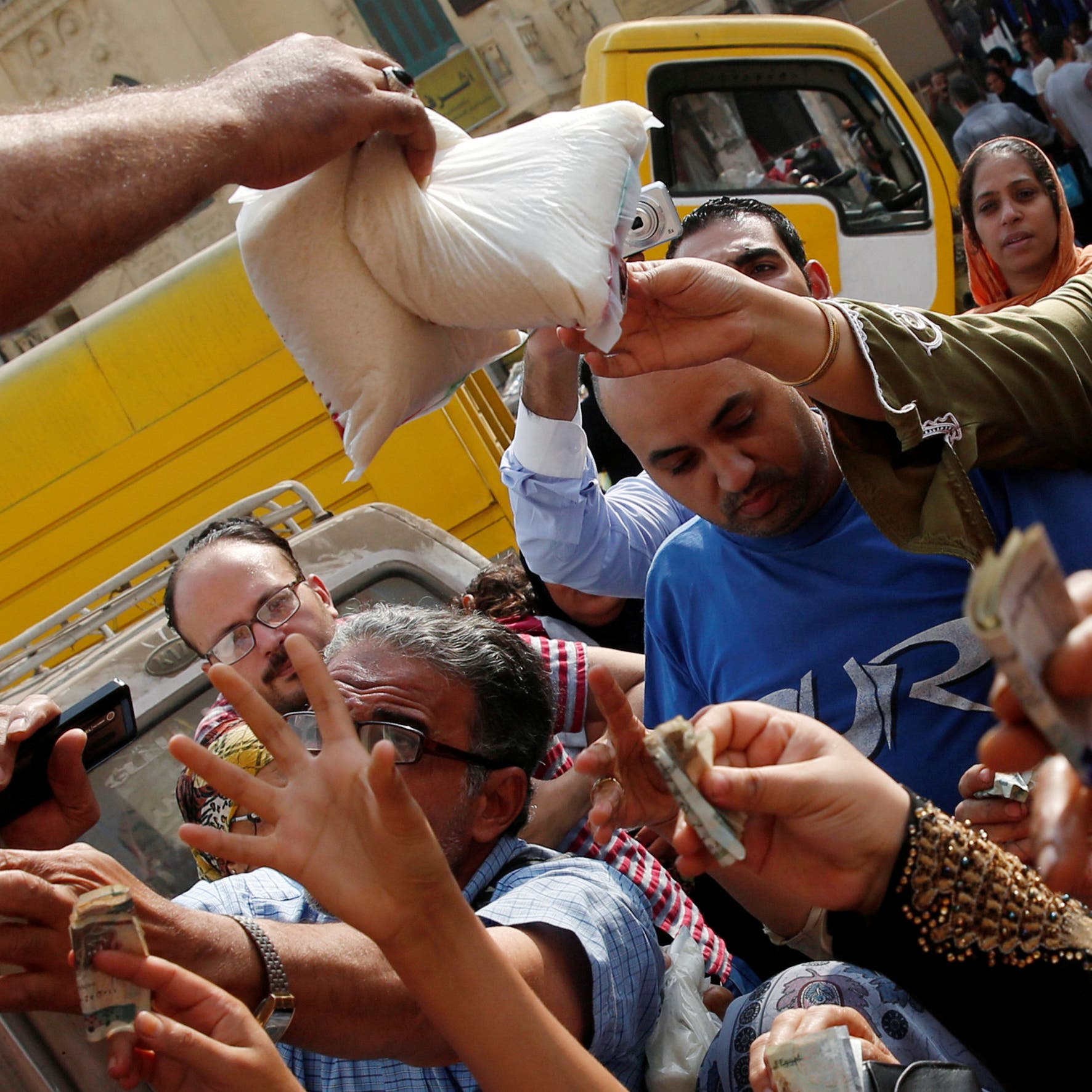 مصر توضح أسباب زيادة أسعار بعض السلع المدعمة