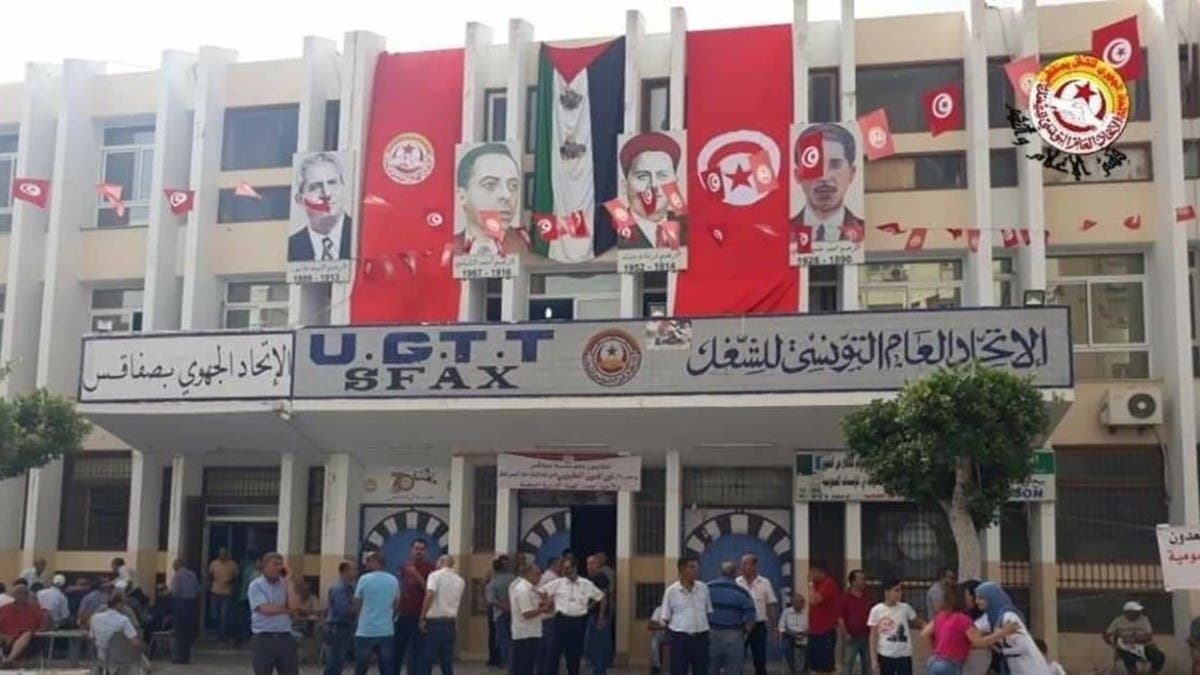 اتحاد الشغل يلوّح بتحركات احتجاجية “لإنقاذ تونس”