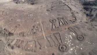 صور.. مقابر تكشف قصة طرق عمرها 4500 عام في السعودية