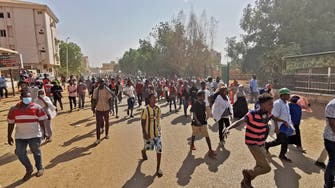 7 قتلى بتظاهرات الخرطوم.. والأمن السوداني يطلق الغاز