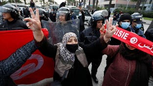 الأمن التونسي يمنع تظاهرة للنهضة ويشدد إجراءاته في العاصمة