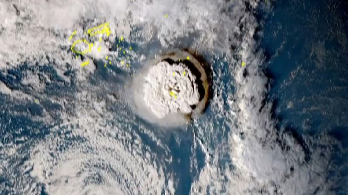 A grab taken from footage by Japan's Himawari-8 satellite and released by the National Institute of Information and Communications (Japan) on January 15, 2022 shows the volcanic eruption that provoked a tsunami in Tonga. The eruption was so intense it was heard as loud thunder sounds in Fiji more than 800 kilometres (500 miles) away. (Photo by Handout / NATIONAL INSTITUTE OF INFORMATION AND COMMUNICATIONS (JAPAN) / AFP) / RESTRICTED TO EDITORIAL USE - MANDATORY CREDIT AFP PHOTO / NATIONAL INSTITUTE OF INFORMATION AND COMMUNICATIONS (JAPAN)  - NO MARKETING - NO ADVERTISING CAMPAIGNS - DISTRIBUTED AS A SERVICE TO CLIENTS - RESTRICTED TO EDITORIAL USE - MANDATORY CREDIT AFP PHOTO / NATIONAL INSTITUTE OF INFORMATION AND COMMUNICATIONS (JAPAN)  - NO MARKETING - NO ADVERTISING CAMPAIGNS - DISTRIBUTED AS A SERVICE TO CLIENTS