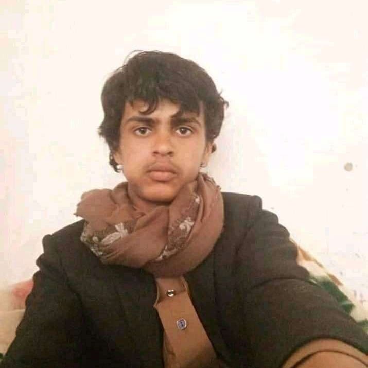 ميليشيا الحوثيين تقتل طفلا أمام والده في الجوف