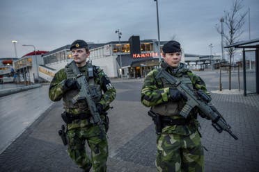 دوريات للجيش السويدي في  جزيرة غوتلاند