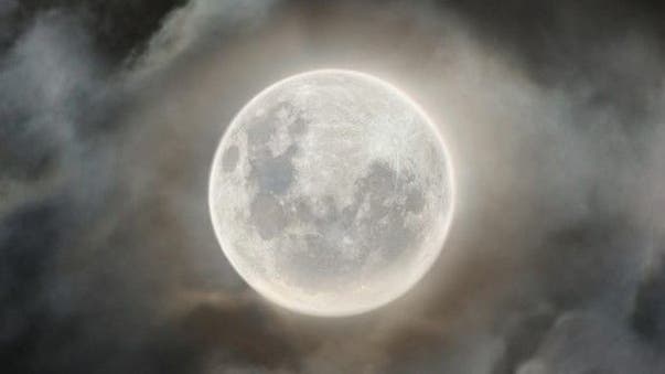 چاند کی سطح پر تابکار گڑھے دیکھنے کا موزوں وقت 