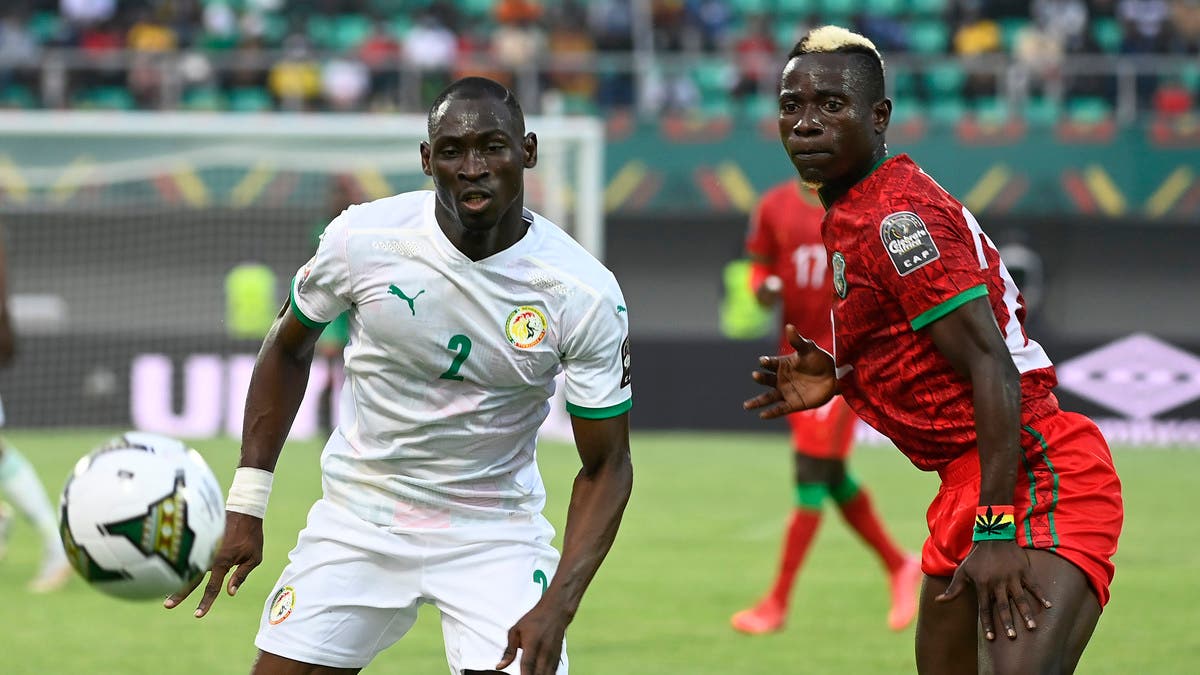 غينيا ترافق السنغال إلى دور الـ 16