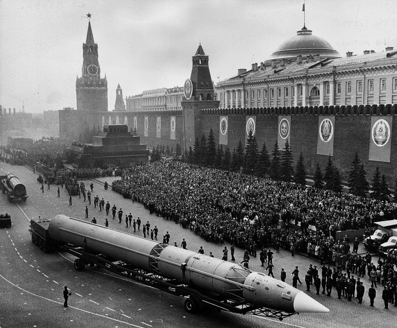 صورة لأحد الصواريخ السوفيتية بالقرن الماضي
