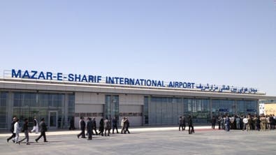 بازداشت 40 نفر در فرودگاه بلخ که قصد خروج غیرقانونی از افغانستان را داشتند