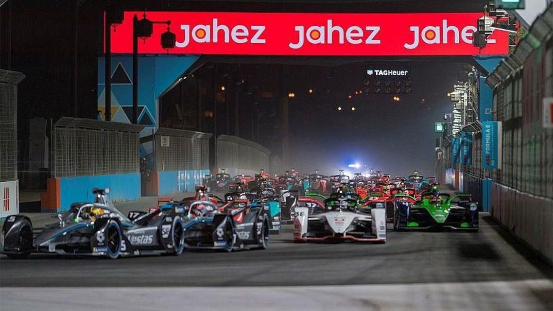 Formula E cars get off the start line at the Diriyah E-Prix in Saudi Arabia on January 28, 2022. (SPA)