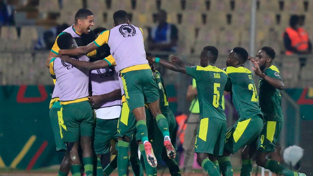 السنغال تتفوق على غينيا الاستوائية وتبلغ قبل نهائي كأس الأمم