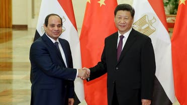 Chinese President Xi Jinping (R) shakes hands with Egyptian President Abdel Fattah Al-Sisi at The Great Hall Of The People on September 2, 2015 in Beijing. (File photo: Reuters)
