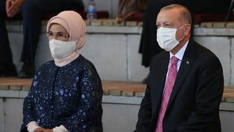 أردوغان يعلن إصابته وزوجته بكورونا.. والأعراض خفيفة