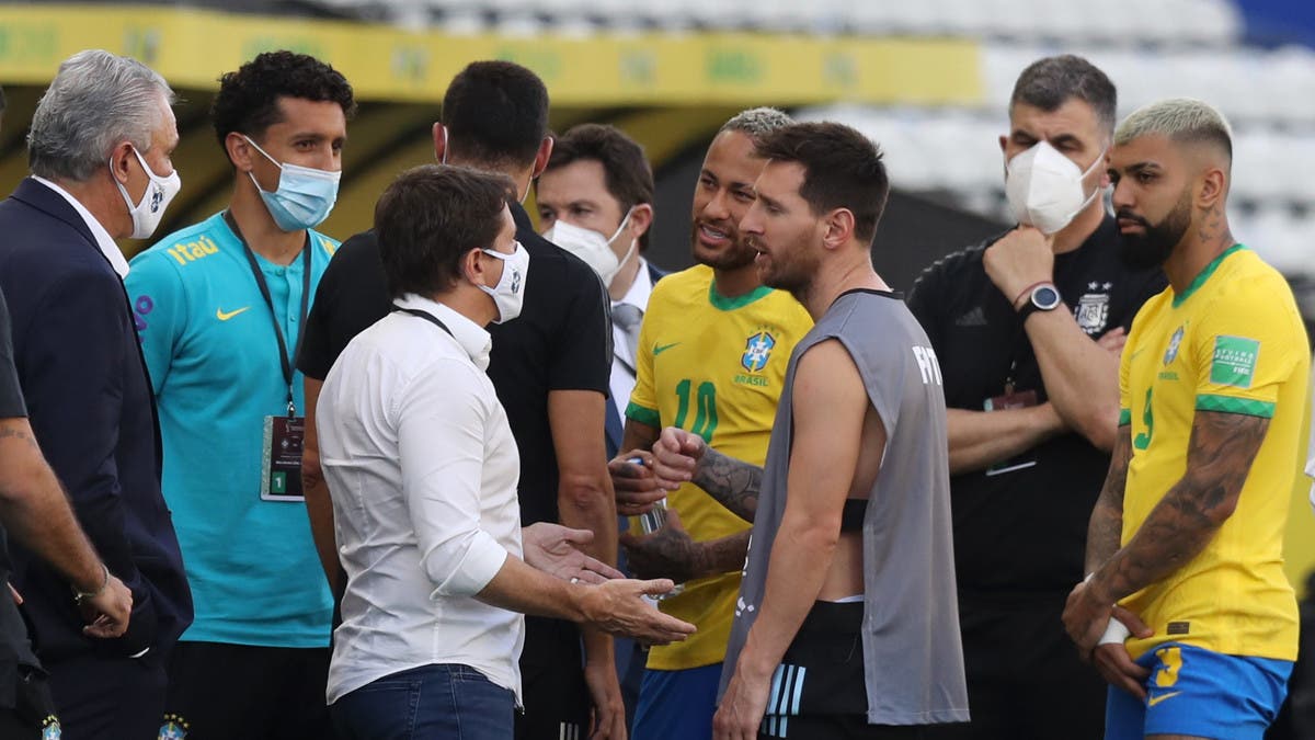 فيفا يغرم الاتحادين البرازيلي والأرجنتيني بعد أحداث مواجهة التصفيات