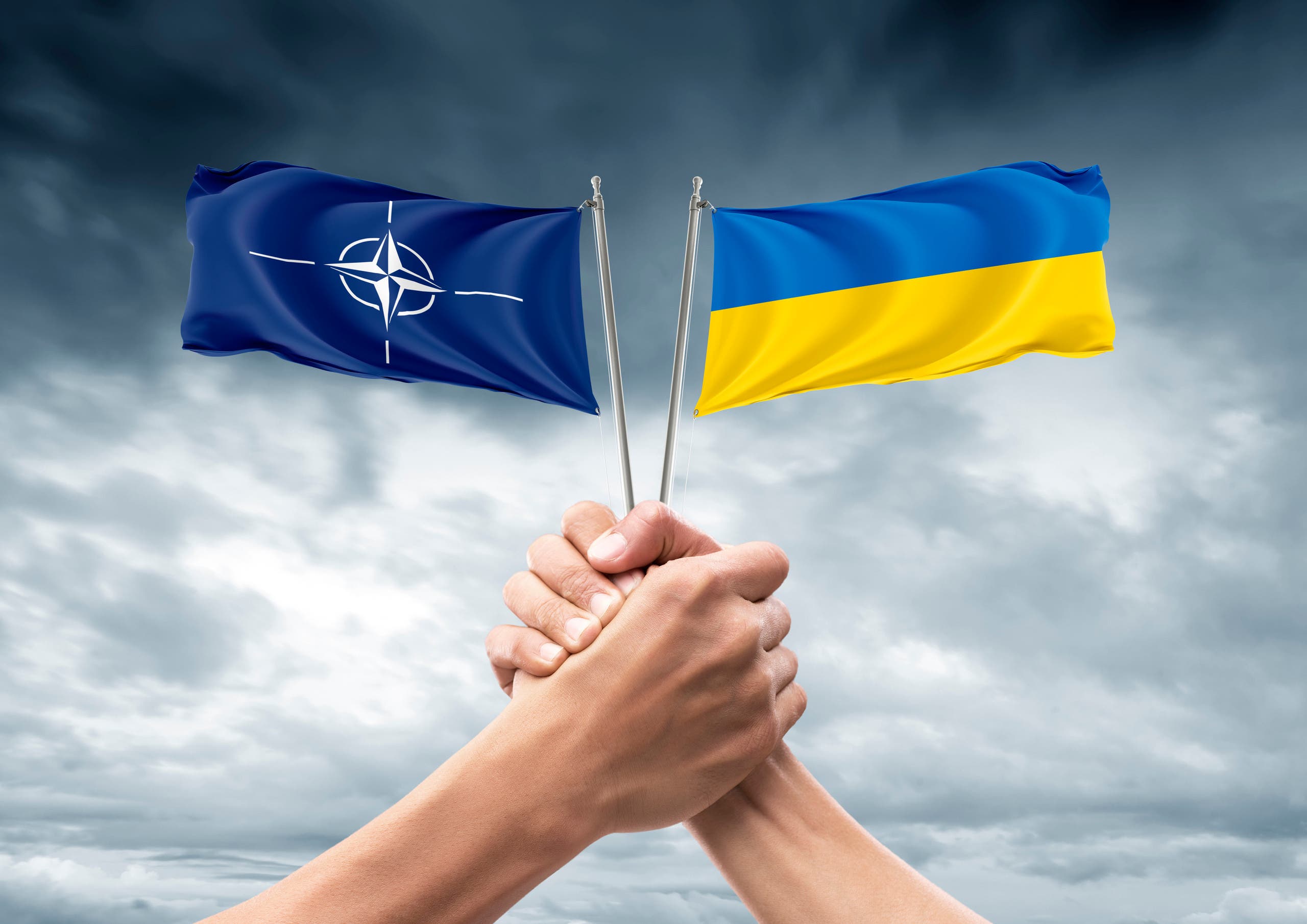 أعلام أوكرانيا الناتو "تعبيرية"