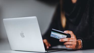 Online shopping. (Unsplash, Pickawood)