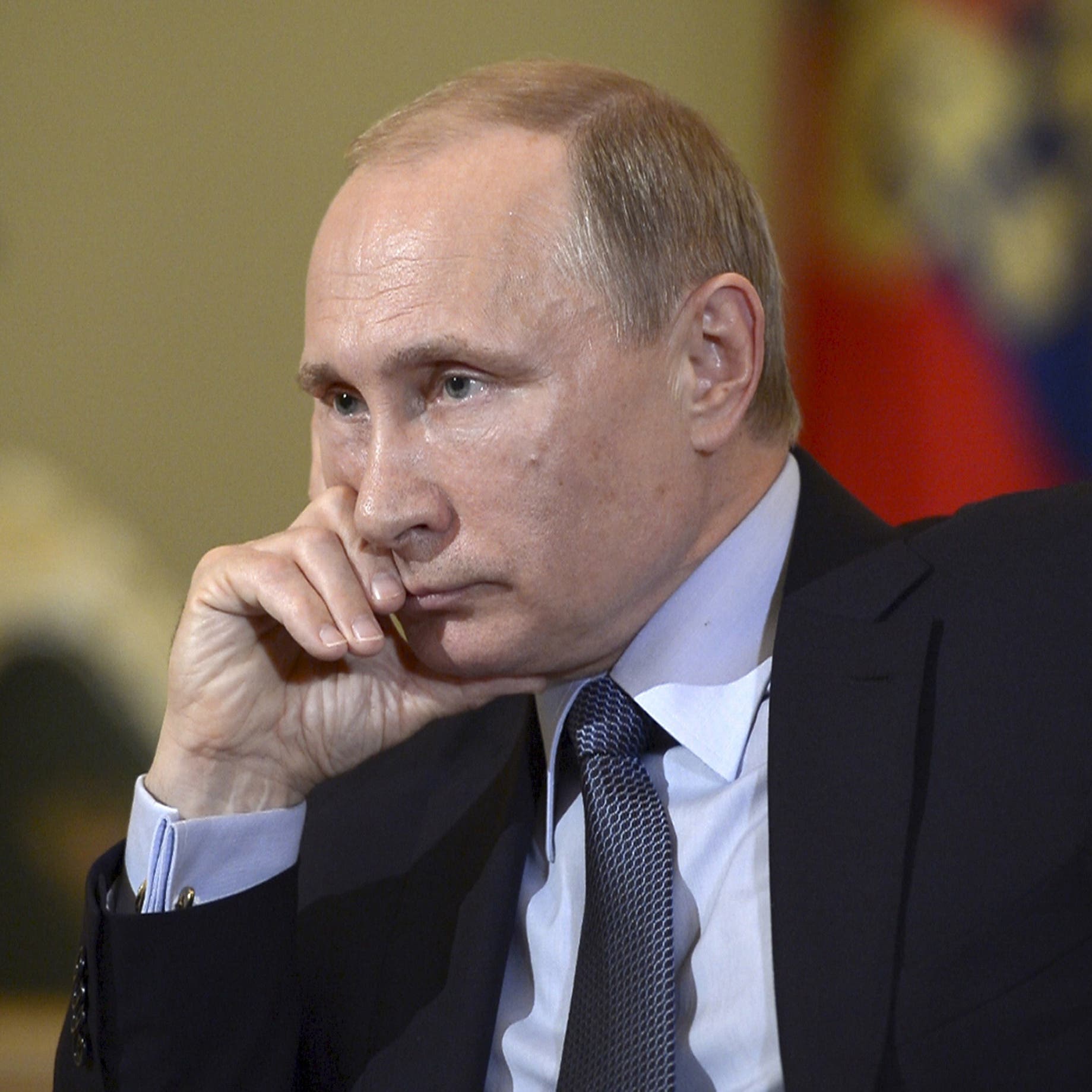 واشنطن تفرض عقوبات على بوتين ولافروف وتحذّر من استهداف زيلينسكي