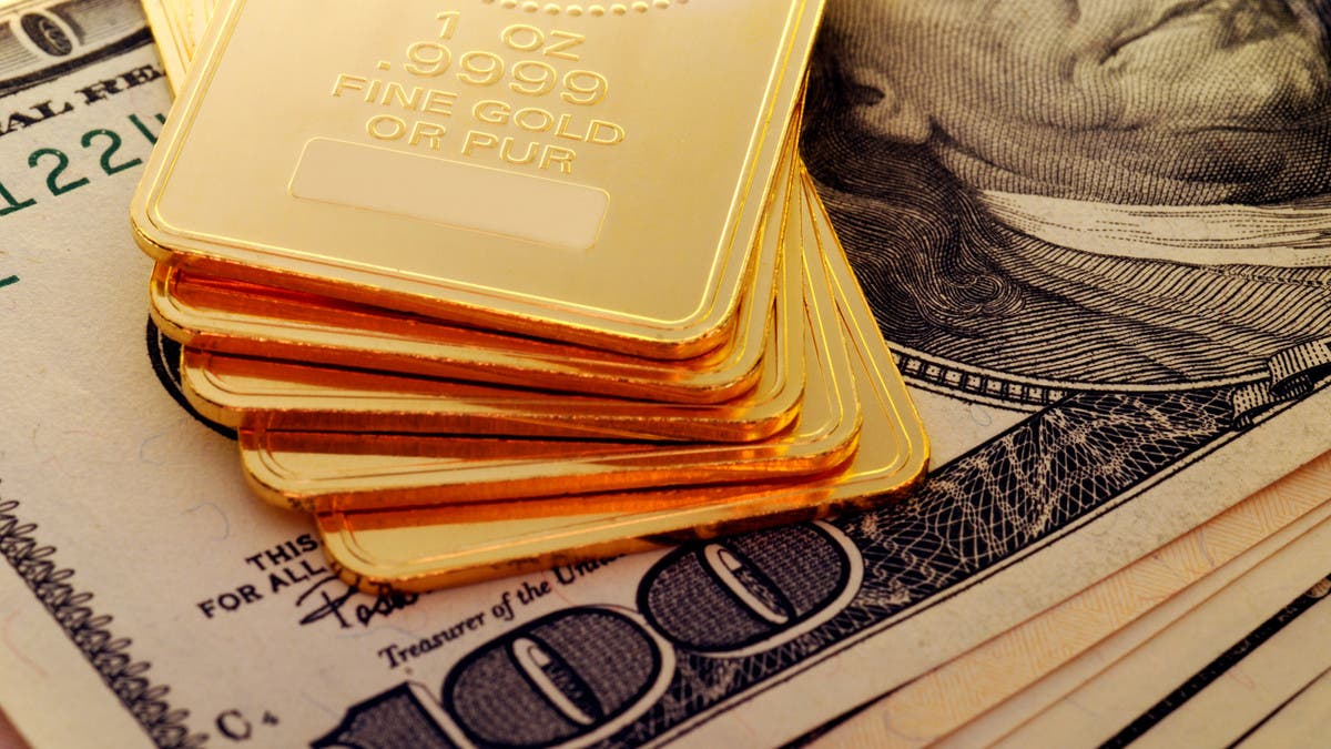 أسعار الذهب تقفز بعد الغزو الروسي لأعلى مستوى في أكثر من عام