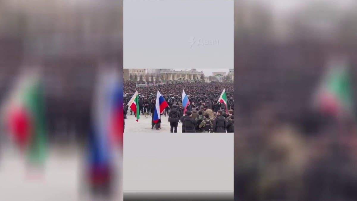 فيديو.. تعبئة عامة في الشيشان لدعم العملية العسكرية الروسية في أوكرانيا