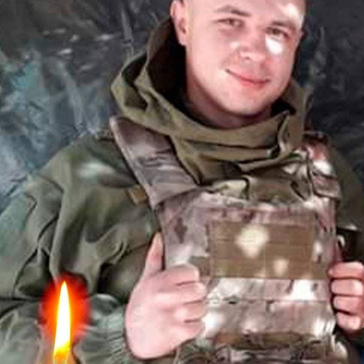 جندي أوكراني أضحى حديث شبكات التواصل.. ماذا فعل؟
