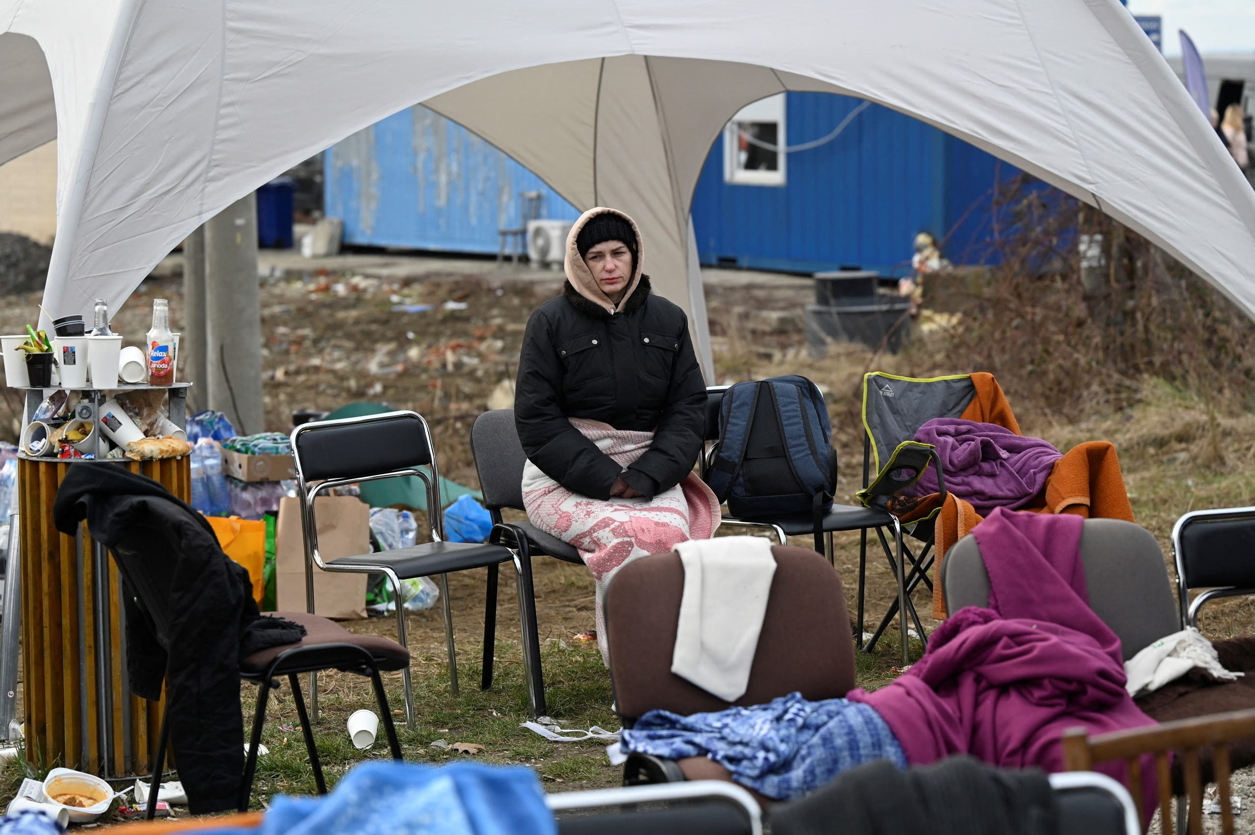 لاجئة أوكرانية وصلت إلى سلوفاكيا هربا من الهجوم الروسي على بلادها - فرانس برس
