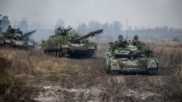 دبابات أوكرانية (رويترز)