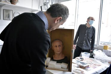 إزالة تمثال بوتين من متحف غريفين