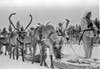 جنود فنلنديون أثناء تقدمهم بحرب الشتاء