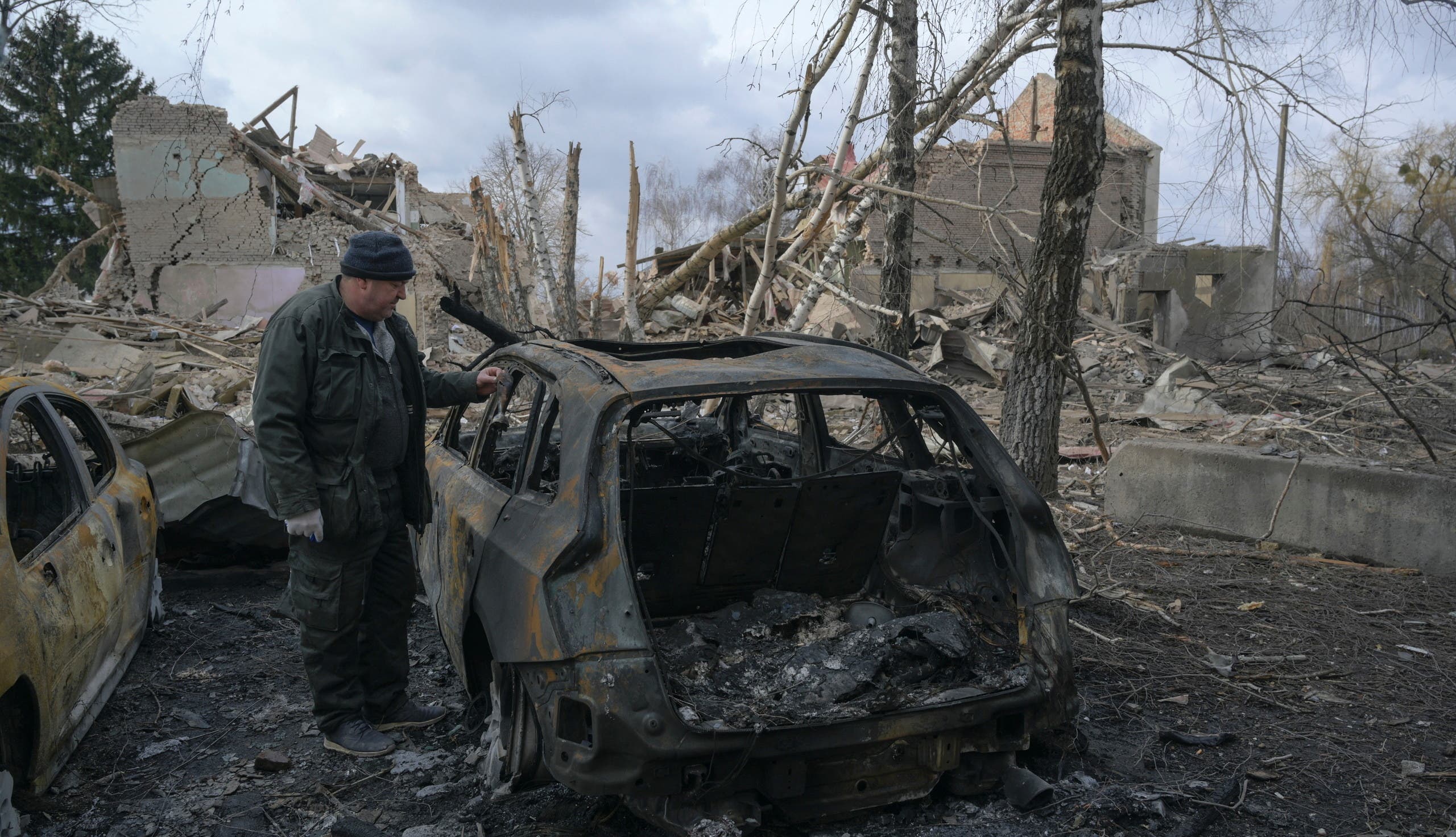 من الدمار في كييف (أرشيفية من رويترز)