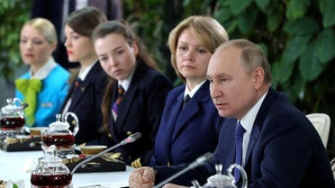 Russian President Vladimir Putin attends a meeting with flight personnel, students and employees of the Aeroflot Aviation School on the suburbs of Moscow, Russia March 5, 2022. (Sputnik/Mikhail Klimentyev/Kremlin via Reuters)