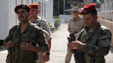 جنود سوريين وروس في قاعدة طرطوس (فرانس برس - أرشيفية)