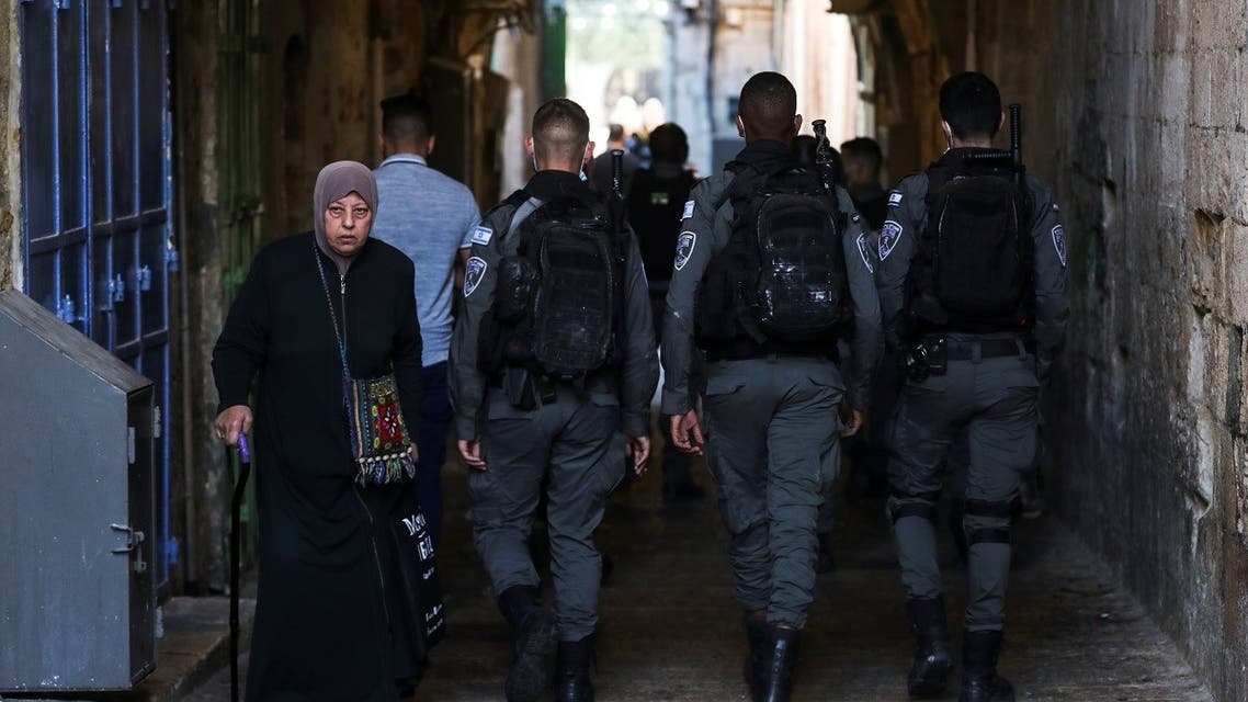 Israeli Border policemen patrol near the scene of a suspected stabbing inside Jerusalem's Old City, on September 30, 2021. (Reuters)