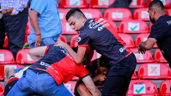 تعليق الدوري المكسيكي بعد إصابة 22 مشجعًا في مباراة