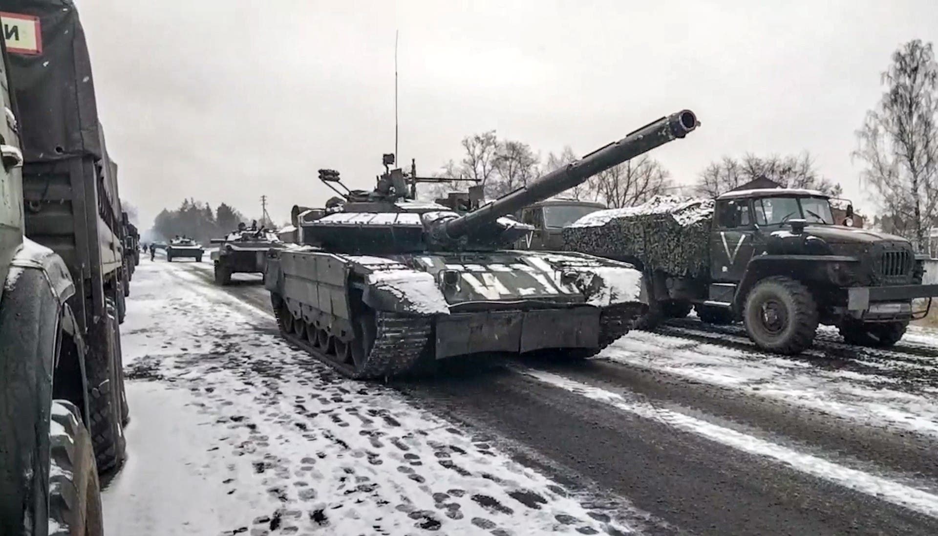 دبابات روسية في محيط كييف(فرانس برس)