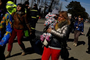 لاجئون يصلون إلى رومانيا قادمون من أوكرانيا