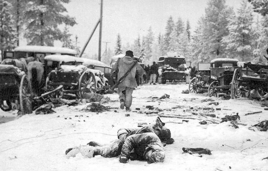 جندي سوفيت مات تجمدا بحرب الشتاء