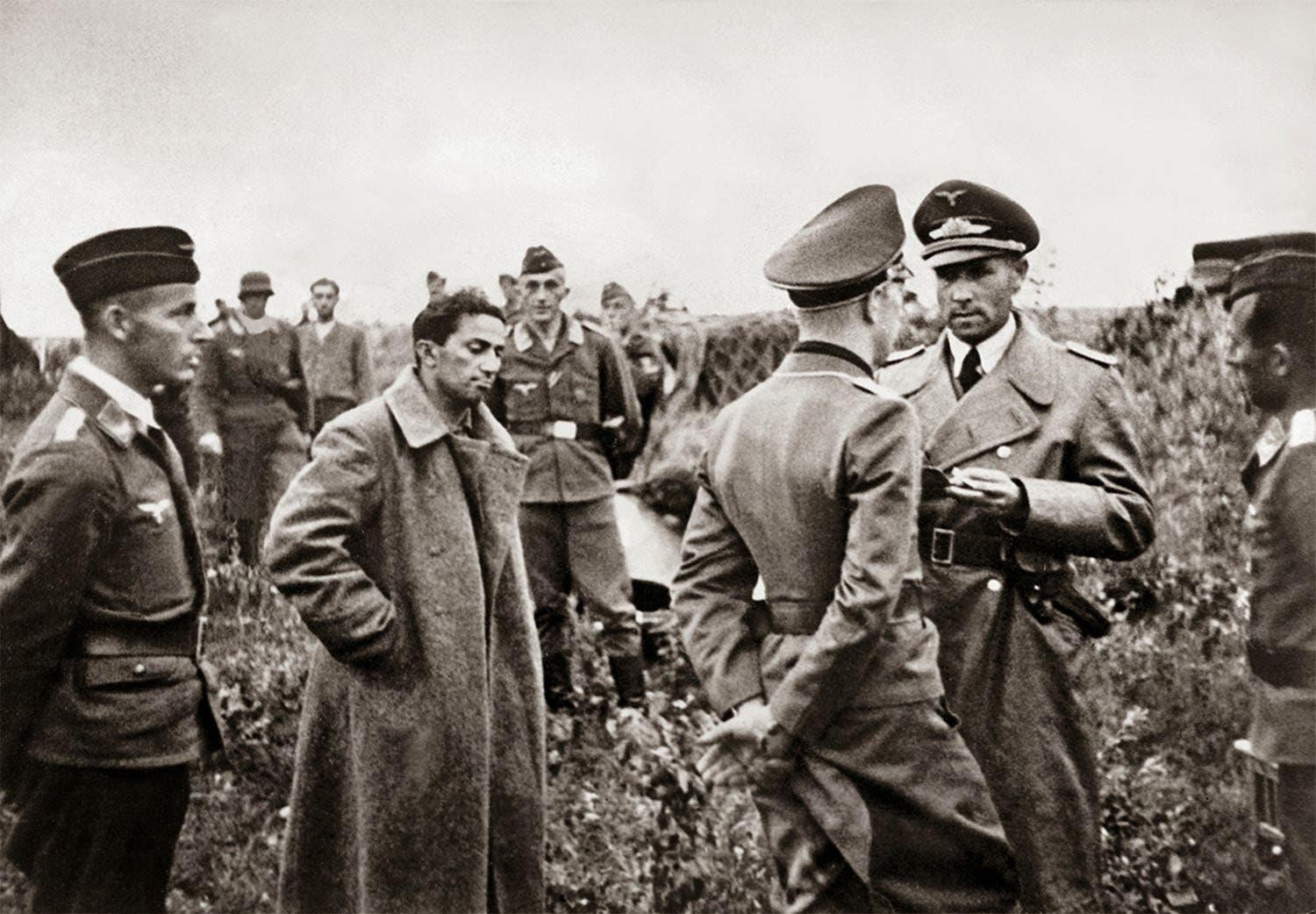 صورة لياكوف عقب أسره من قبل الألمان