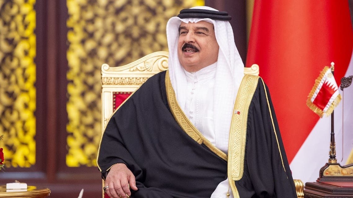 A handout picture released by the Saudi Royal Place shows Bahrain's King Hamad bin Isa al-Khalifa during a meeting with Saudi Arabia’s crown prince at the Sukheir Royal Palace in the capital Manama, on December 9, 2021. (AFP)